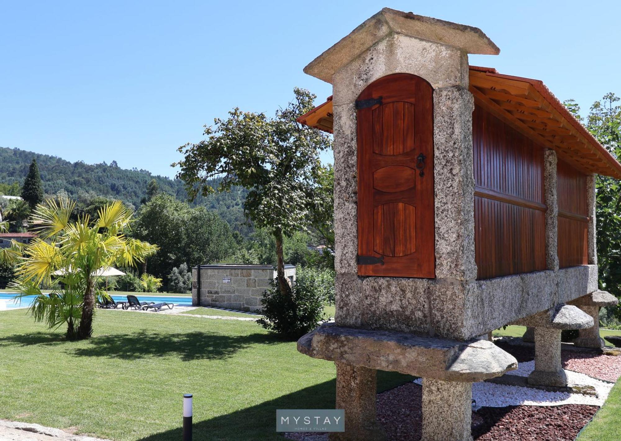 Mystay - Casa D'Henrique Vieira do Minho Bagian luar foto