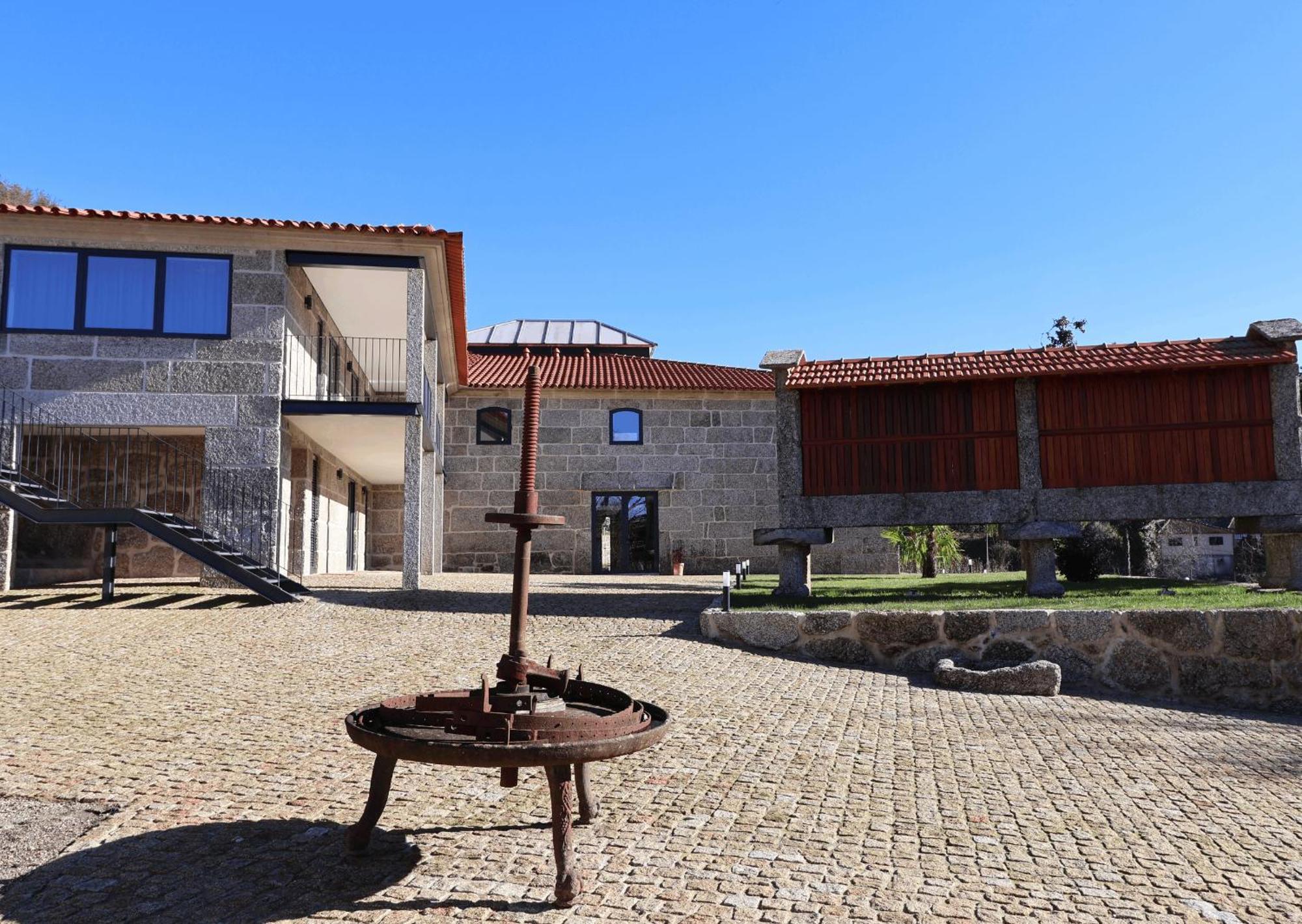 Mystay - Casa D'Henrique Vieira do Minho Bagian luar foto